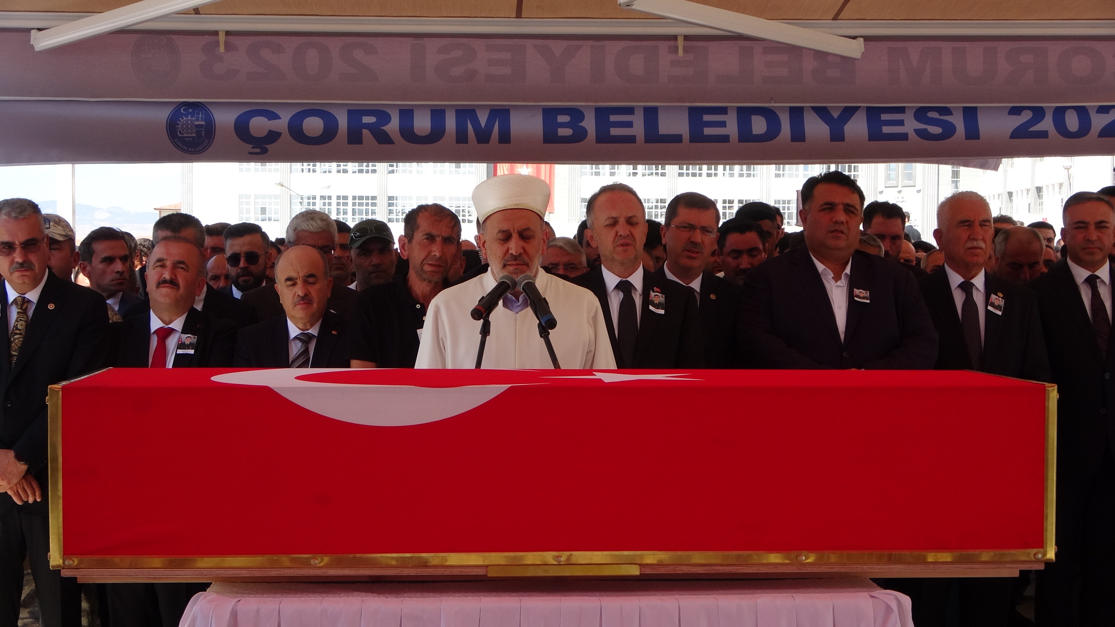 ÅžEHÄ°DÄ°MÄ°Z SON YOLCULUÄžUNA UÄžURLANDI