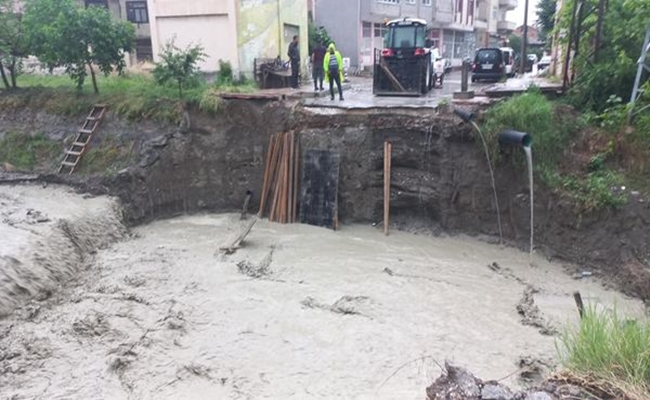 SEL KÃ–PRÃœ KALIBINI IRMAÄžA SÃœRÃœKLEDÄ°