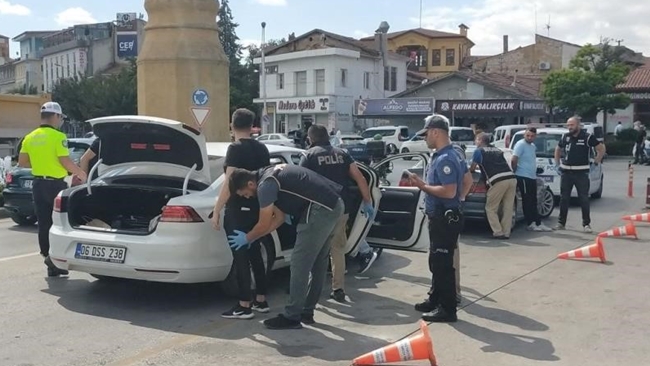 Ã‡ORUM POLÄ°SÄ° SUÃ‡LULARA GÃ–Z AÃ‡TIRMIYOR