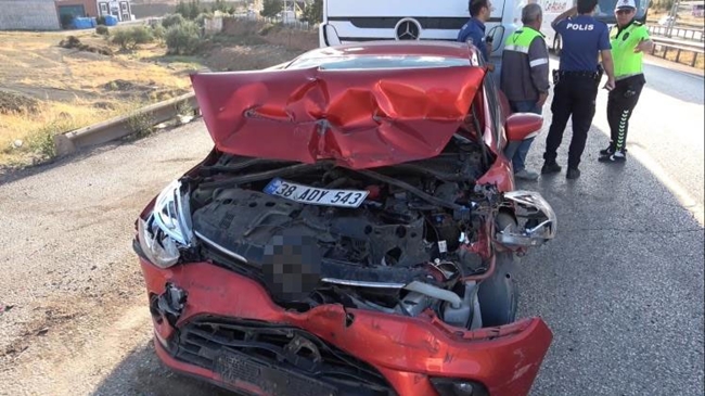 ZÄ°NCÄ°RLEME KAZADA 2 KÄ°ÅžÄ° YARALANDI