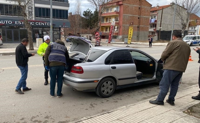 ARANAN 28 ÅžAHIS YAKALANDI