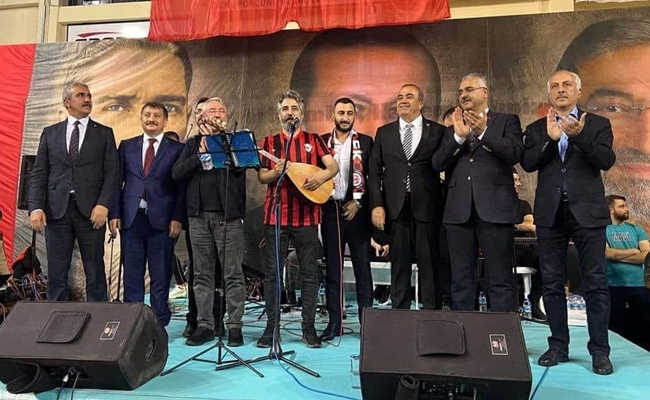 Ã‡ORUM'DA ALÄ° KINIK RÃœZGARI ESTÄ°