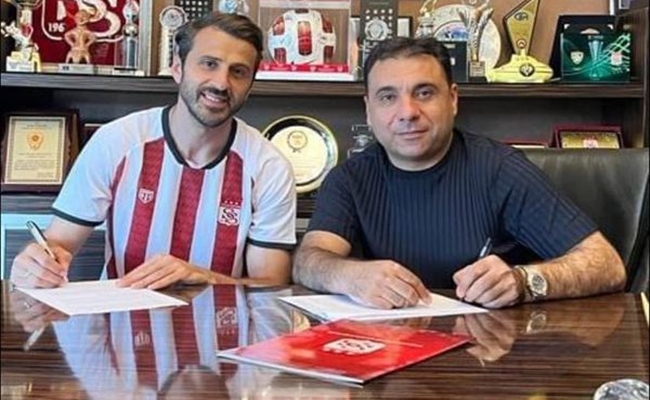 CANER, SÄ°VASâ€™TA KALDI