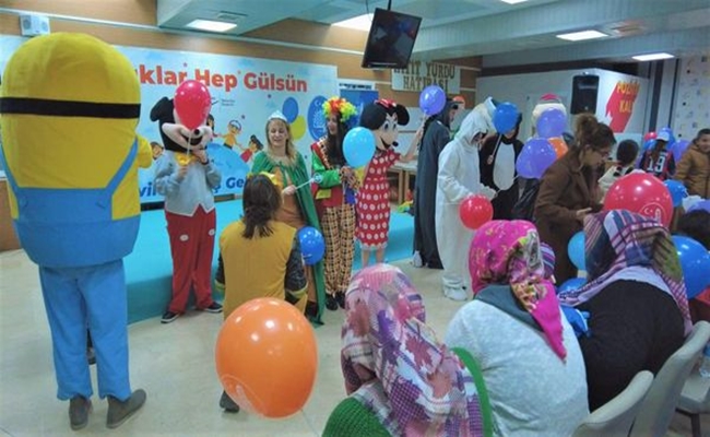 DEPREMZEDE Ã‡OCUKLAR Ä°Ã‡Ä°N ETKÄ°NLÄ°K!