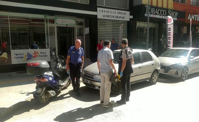 SOKAK ORTASINDA BIÃ‡AKLANDI