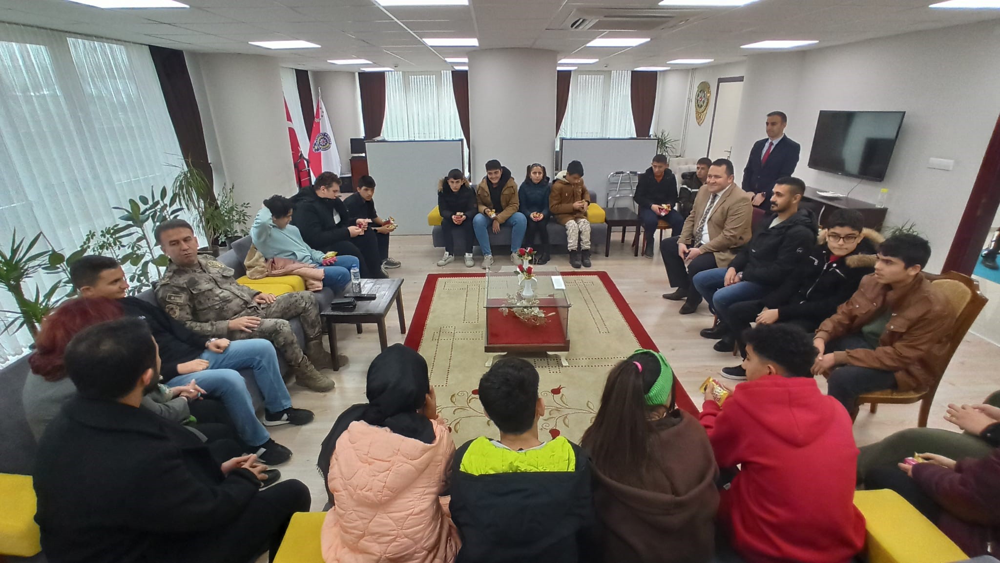 EMNÄ°YET MÃœDÃœRÃœ PEHLÄ°VAN,  Ã–ZEL Ã‡OCUKLARI AÄžIRLADI