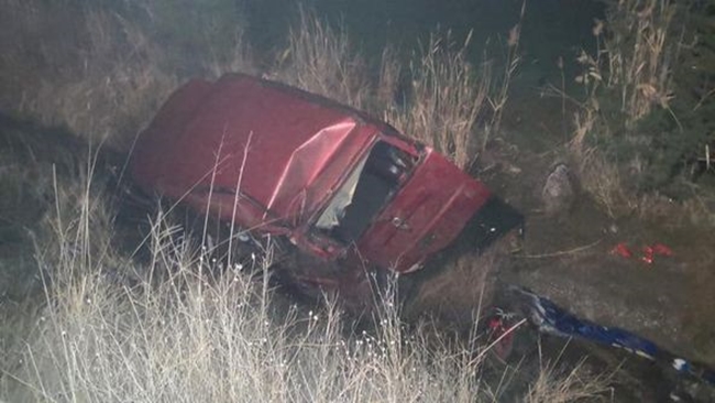 OTOMOBÄ°L SU KANALINA DÃœÅžTÃœ