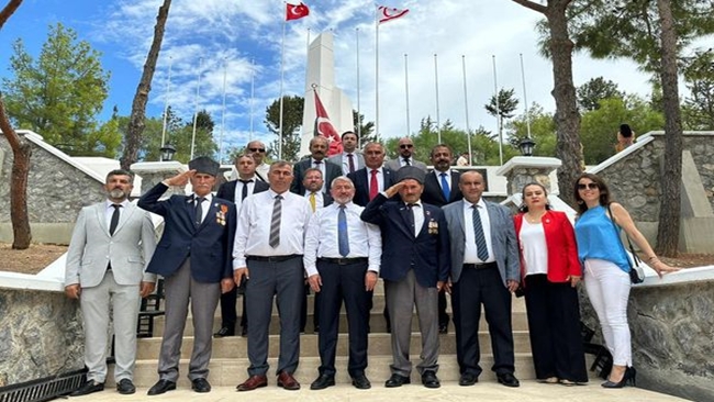 KIBRIS GAZÄ°LERÄ°NÄ° DUYGULANDIRAN ZÄ°YARET!