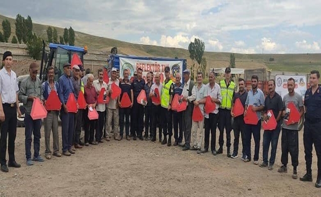 JANDARMA REFLEKTÃ–R DAÄžITTI