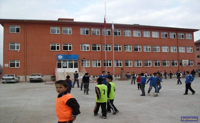 3 OKUL EÄžÄ°TÄ°ME KAPATILIYOR