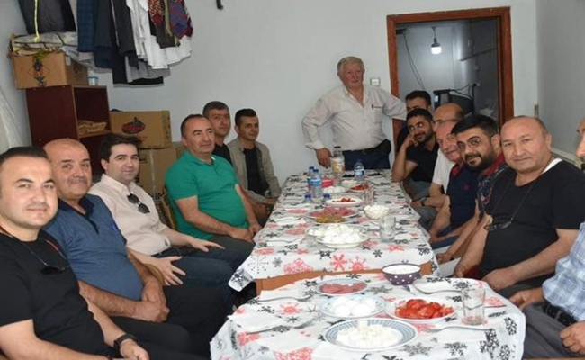 BAÅžKAN SÃœLÃœK, ESNAFLA  KAHVALTIDA BULUÅžTU