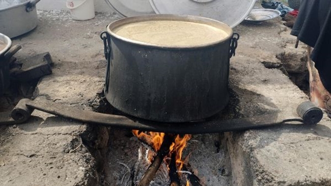 PEKMEZ KAZANLARI KAYNIYOR