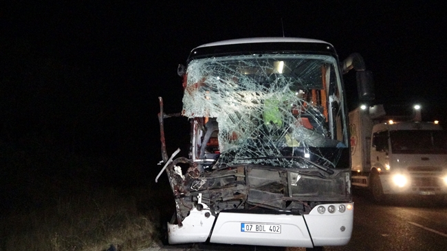 Ã‡ORUM OTOBÃœSÃœ KAZA YAPTI