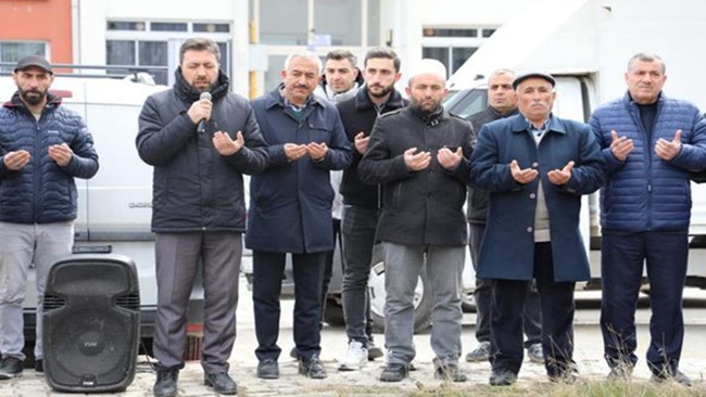 ALACA BELEDÄ°YESÄ° CAMÄ° YAPTIRIYOR