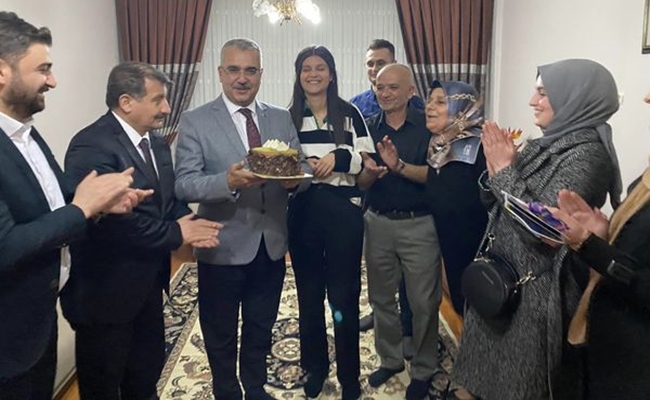 AHLATCIâ€™DAN GENÃ‡LERE  DOÄžUM GÃœNÃœ MESAJI!