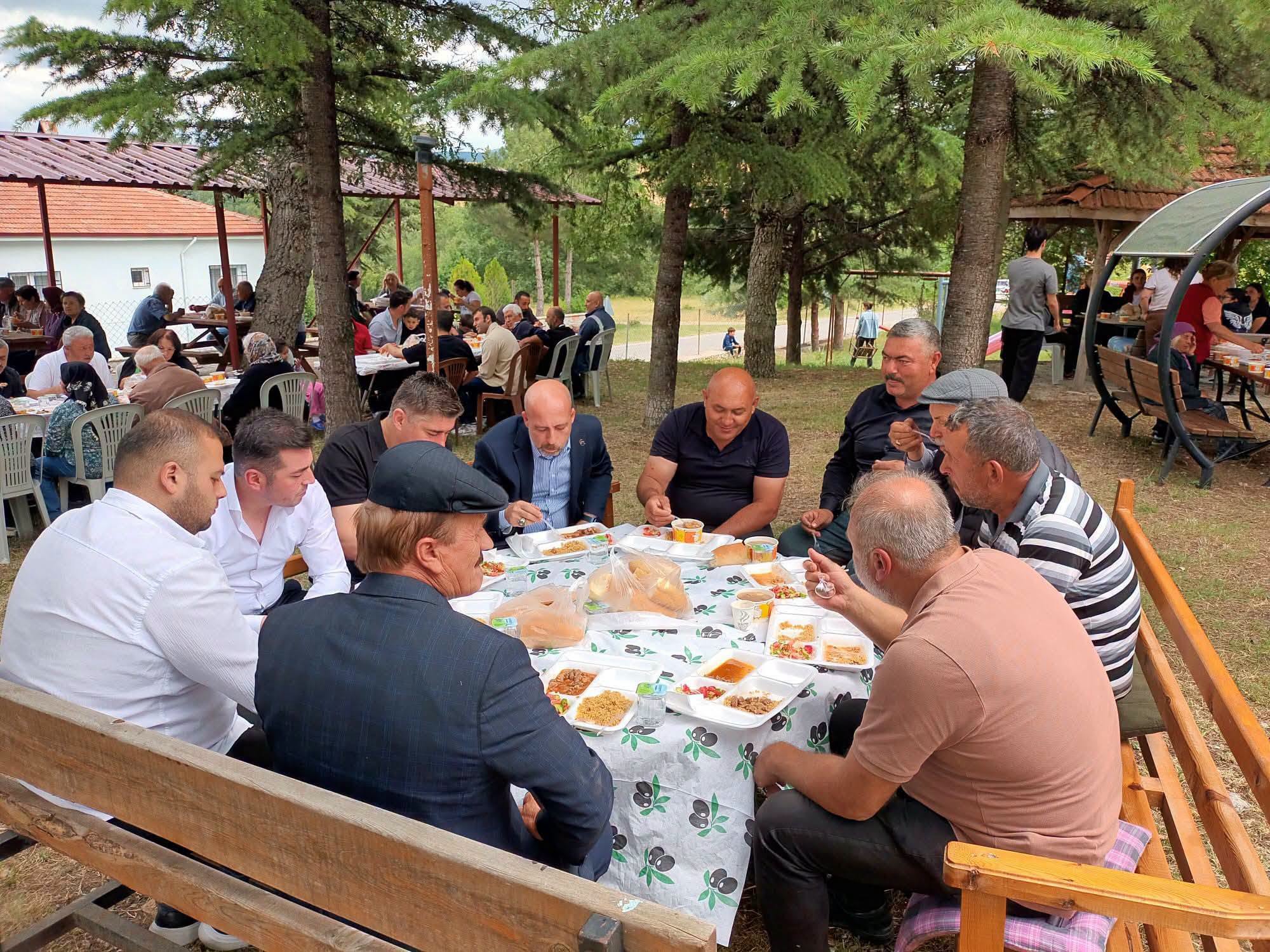 KÖRÜCEK’TE AŞURE VE BİRLİK KURBANI