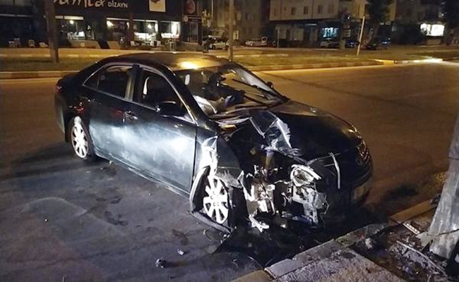 KAZA YAPTI, ARACI BIRAKIP KAÃ‡TI