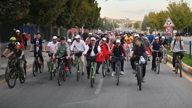 PEDALLAR SAÄžLIKLI  YAÅžAM Ä°Ã‡Ä°N DÃ–NDÃœ