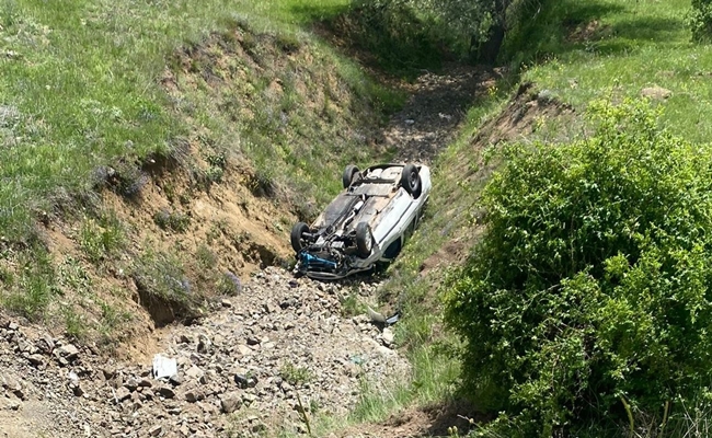 OTOMOBÄ°L DERE YATAÄžINA UÃ‡TU