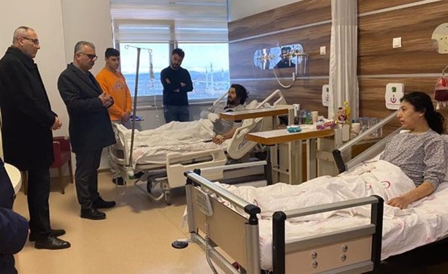 YARALI DEPREMZEDELER  Ã‡ORUMâ€™DA TEDAVÄ° OLUYOR