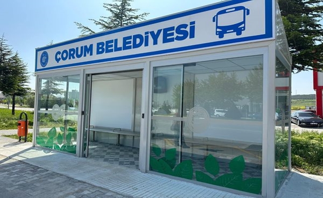 BELEDÄ°YE, KLÄ°MALI DURAK ÃœRETÄ°YOR