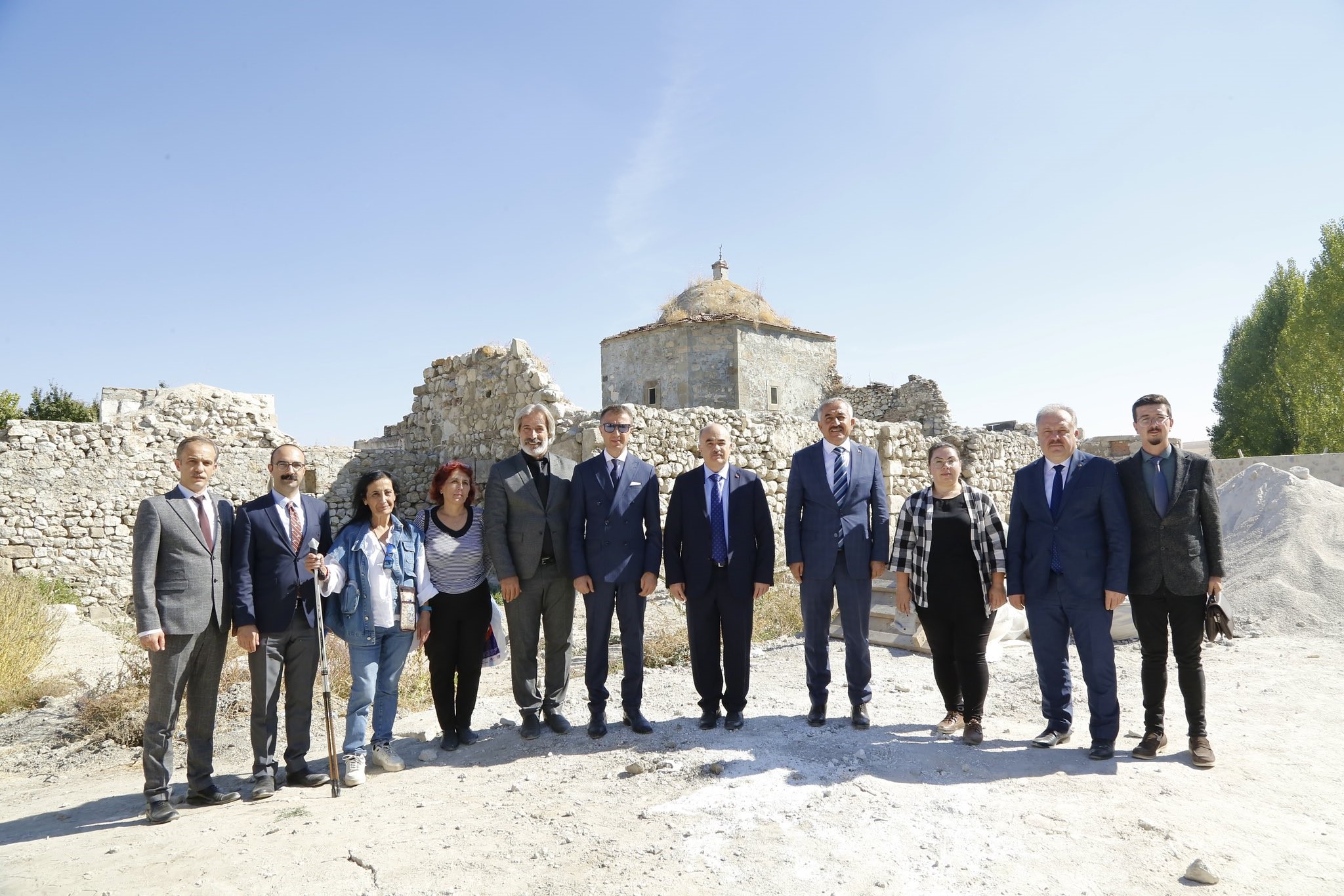 TARÄ°HÄ° KÃœLLÄ°YE AYAÄžA KALDIRILIYOR