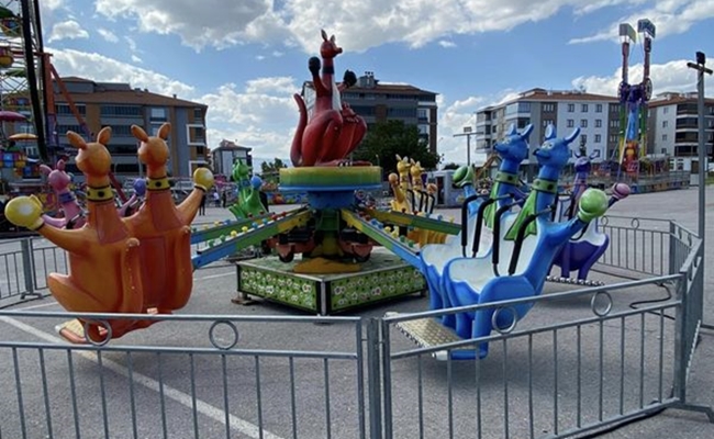 FUAR ALANINA LUNAPARK AÃ‡ILDI