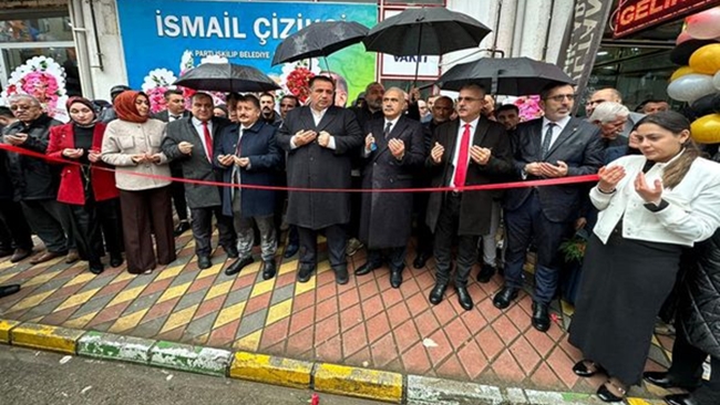 AK PARTÄ° SEÃ‡Ä°M BÃœROSUâ€™NA â€˜BEREKETLÄ°â€™ AÃ‡ILIÅž!