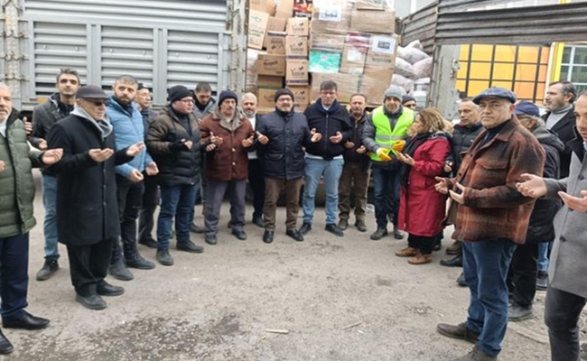 Ä°YÄ° PARTÄ° Ã‡ORUM EKÄ°BÄ°  DEPREM BÃ–LGESÄ°NDE!