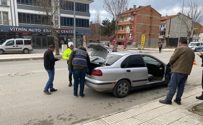 ARANAN 23 ÅžAHIS YAKALANDI