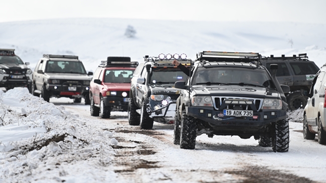 OFF-ROAD TUTKUNLARI  Ã‡ORUMâ€™DA BULUÅžUYOR