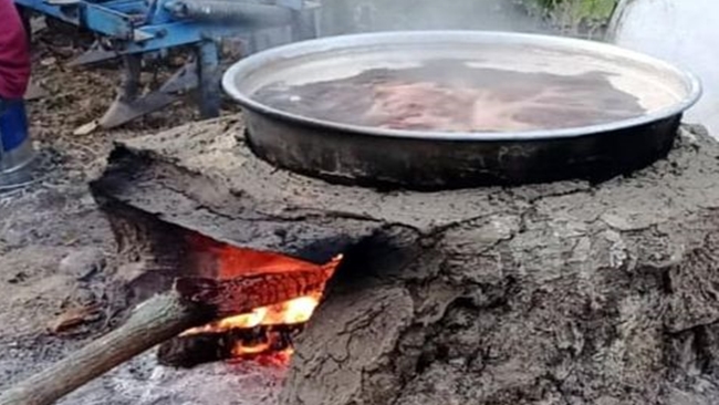 KAZANLAR PEKMEZ Ä°Ã‡Ä°N KAYNIYOR