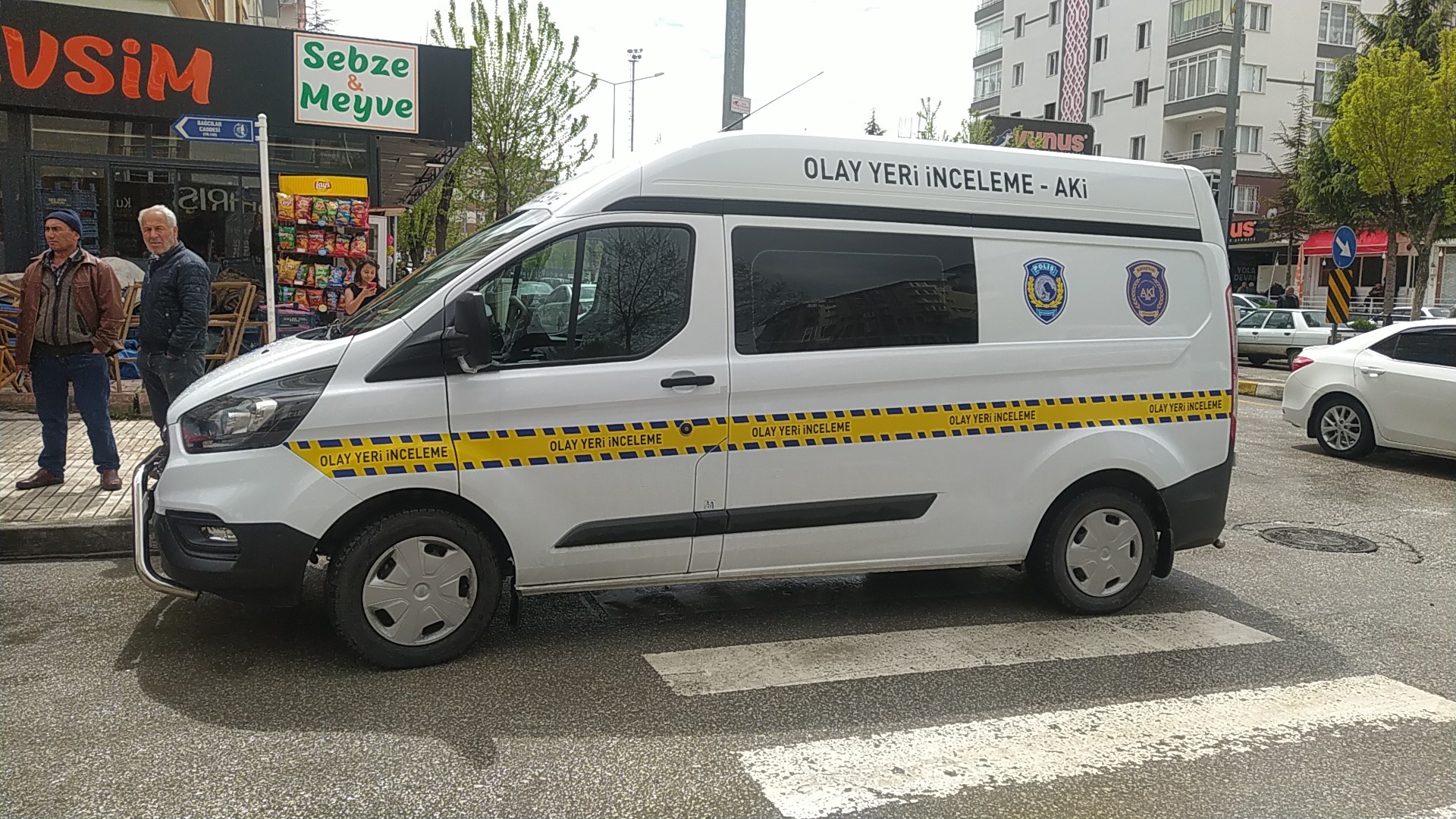 KALDIRIMDA SÄ°LAHLI  SALDIRIYA UÄžRADI