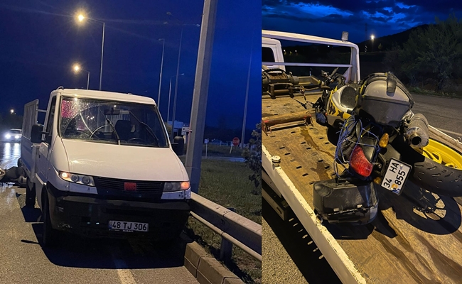 MOTOSiKLET KAMYONETE Ã‡ARPTI: 1 YARALI