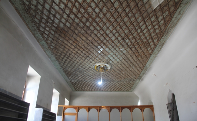 TARÄ°HÄ° CAMÄ°DE 250 YILLIK OSMANLI MOTÄ°FLERÄ° GÃœN YÃœZÃœNE Ã‡IKARILDI