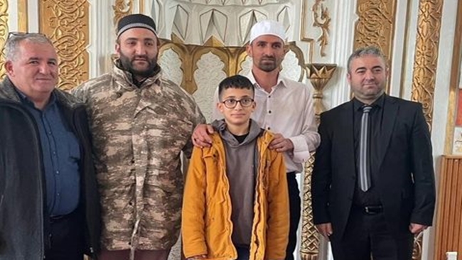 KUR'AN-I KERÄ°M'Ä° GÃœZEL  OKUYANA UMRE Ã–DÃœLÃœ!