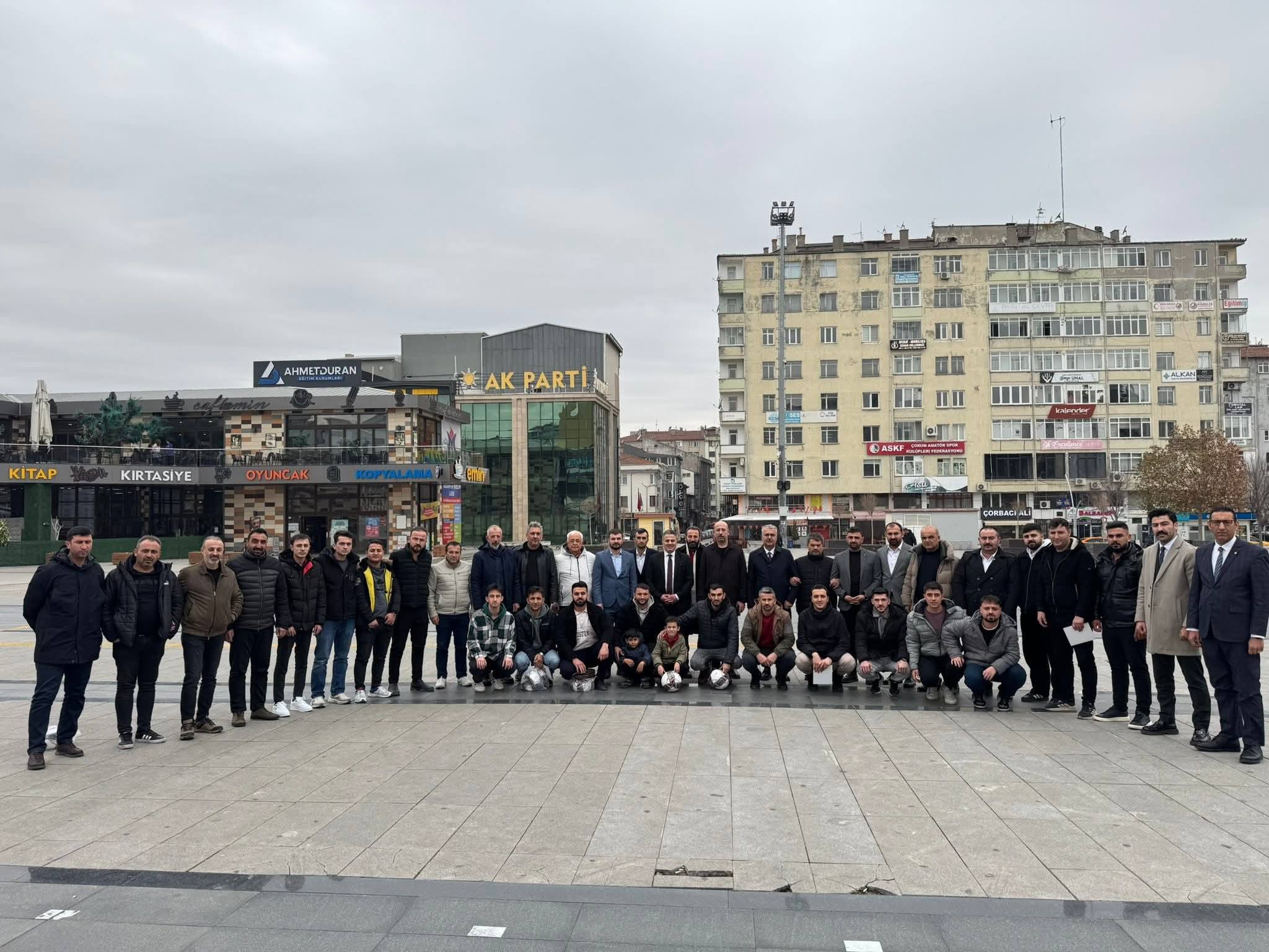 Ahlatcı’dan Futbol Turnuvasına Destek