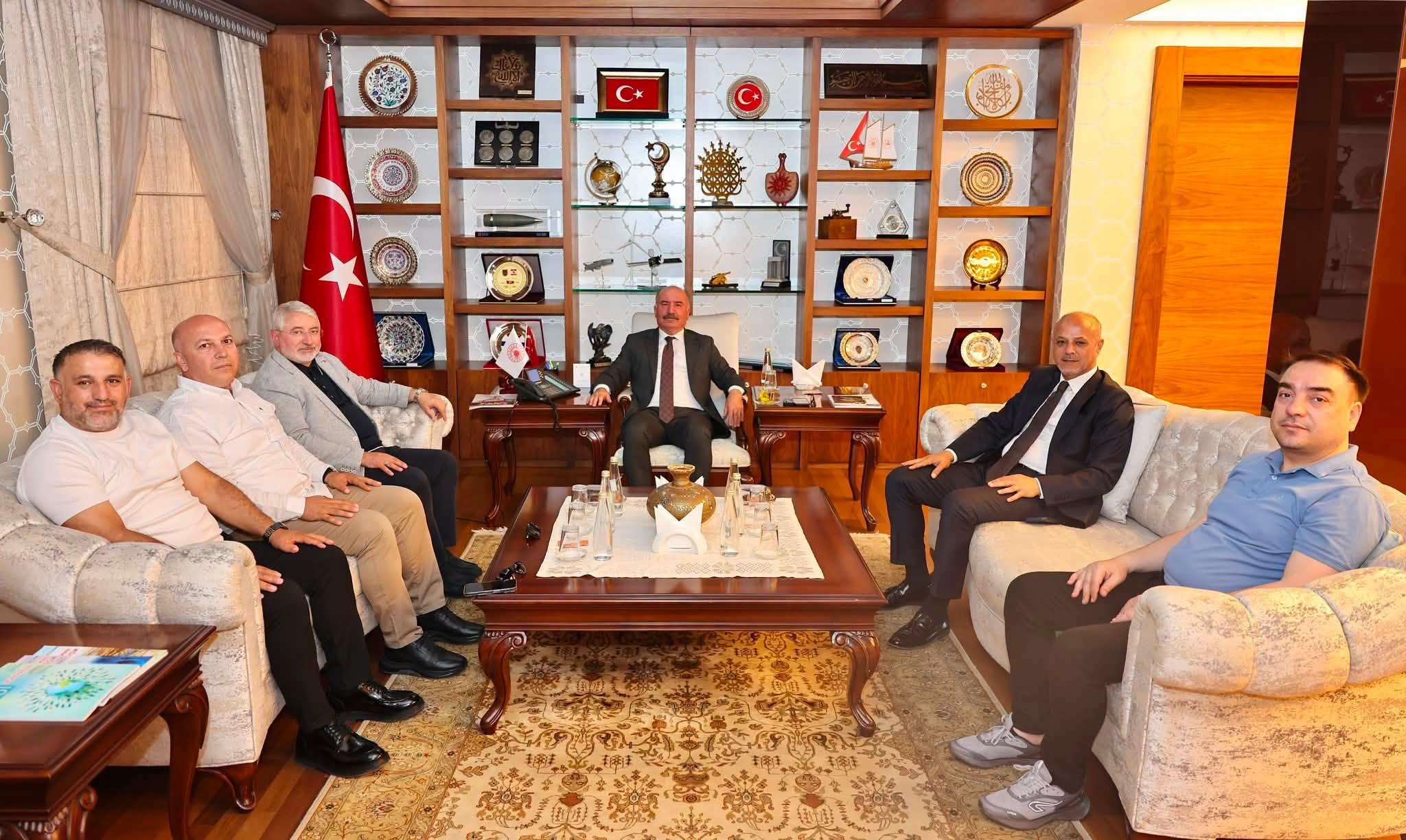 AFŞİN HEYETİNDEN VALİ ÇALGAN'A ZİYARET