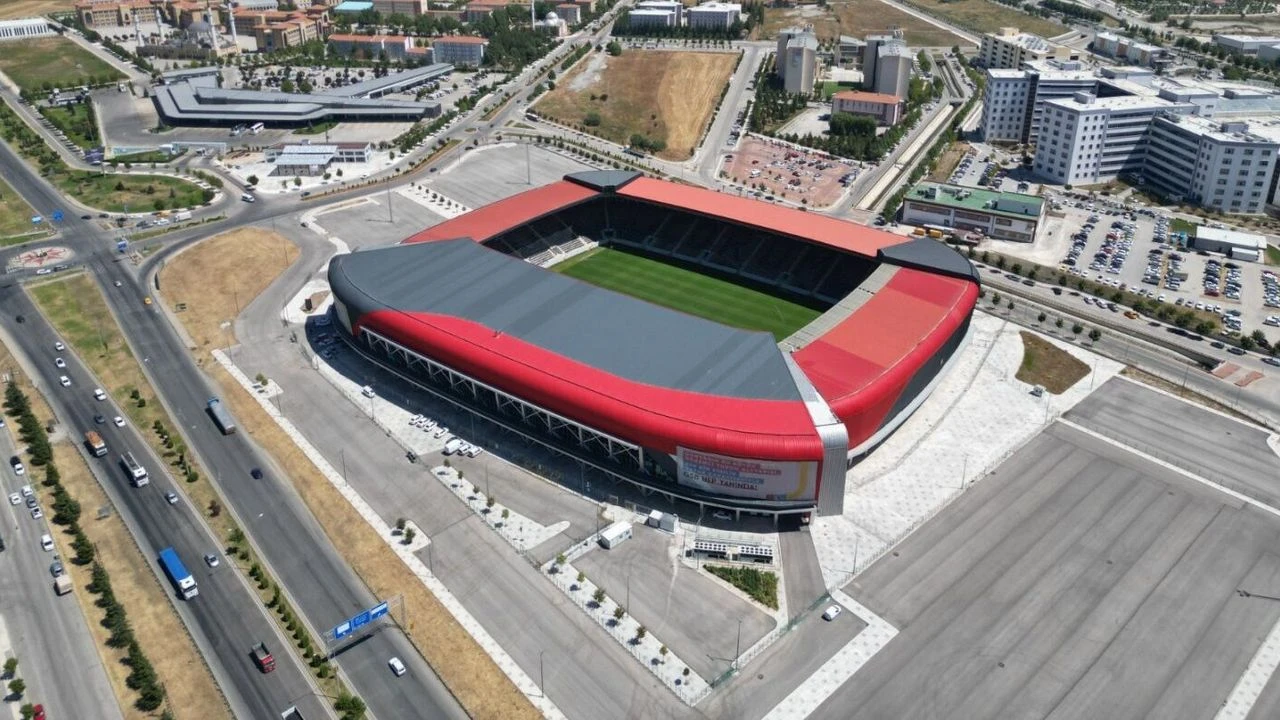 ÇORUM FK STADYUMU KİRALIYOR